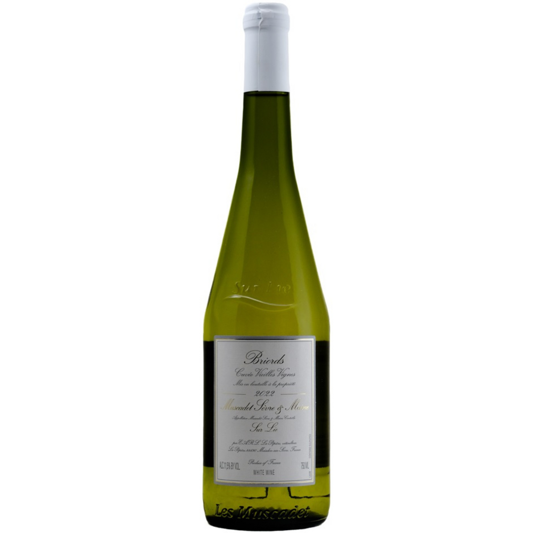 Domaine de la Pepiere Muscadet Sevre-et-Maine Sur Lie Clos des Briords Cuvee Vieilles Vignes, Loire, France 2022